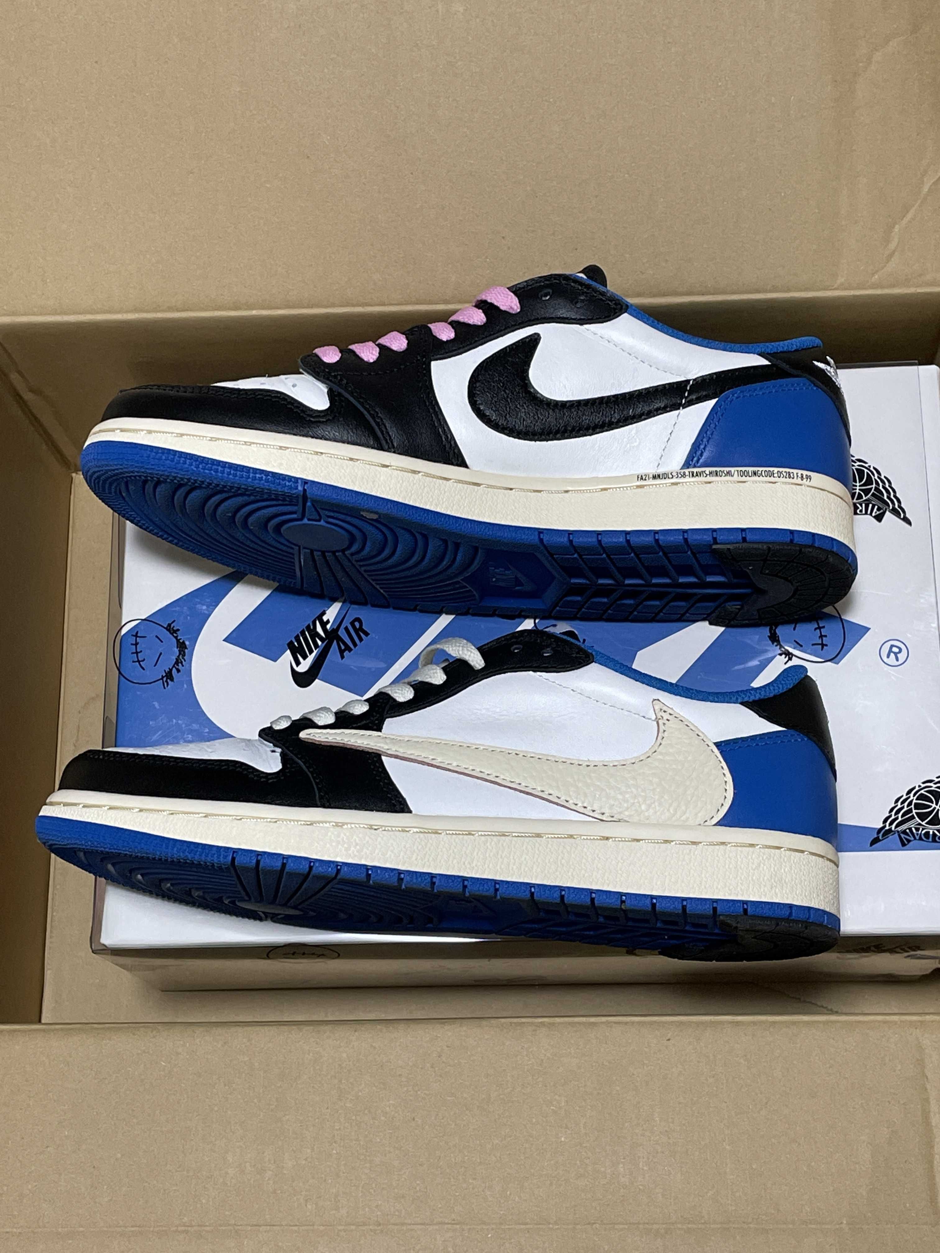 Travis Scott × fragment design × Nike Air Jordan 1 Low OG SP "Military Blue"