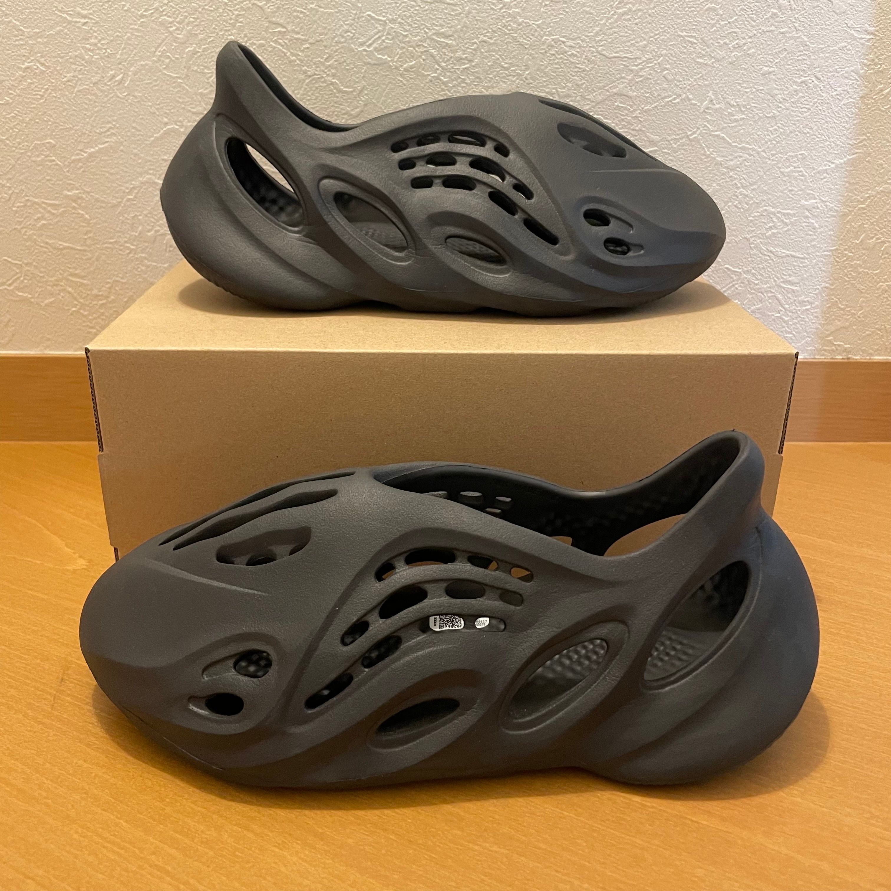 adidas YEEZY Foam Runner "Onyx"