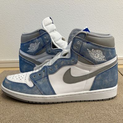 Nike Air Jordan 1 High OG "Hyper Royal"