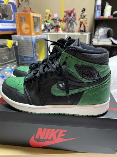 Nike Air Jordan 1 Retro High OG "Black/Pine Green" (2020)