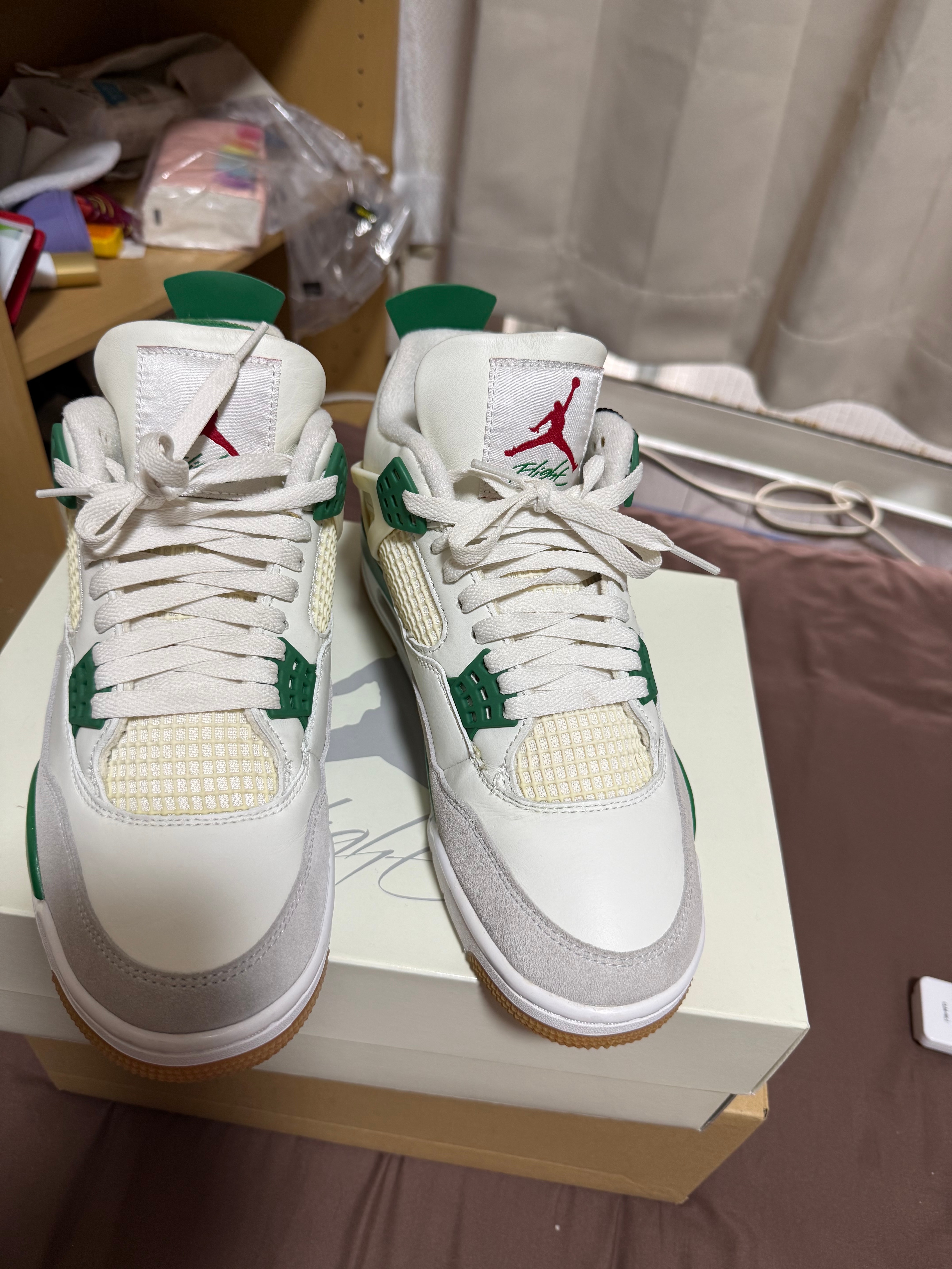 Nike SB × Air Jordan 4 Retro SP "Pine Green"