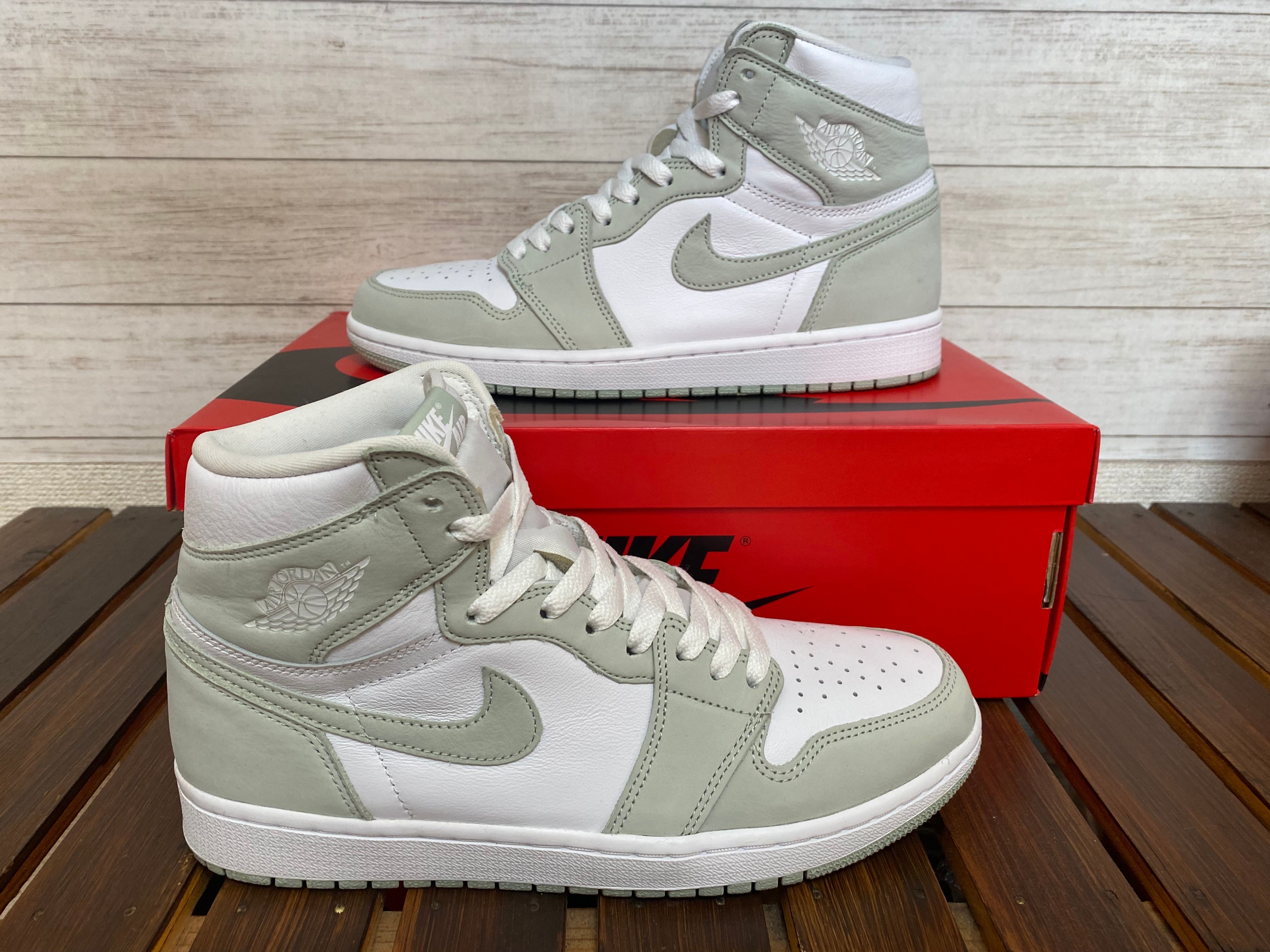 Nike Women's Air Jordan 1 High OG "Seafoam"