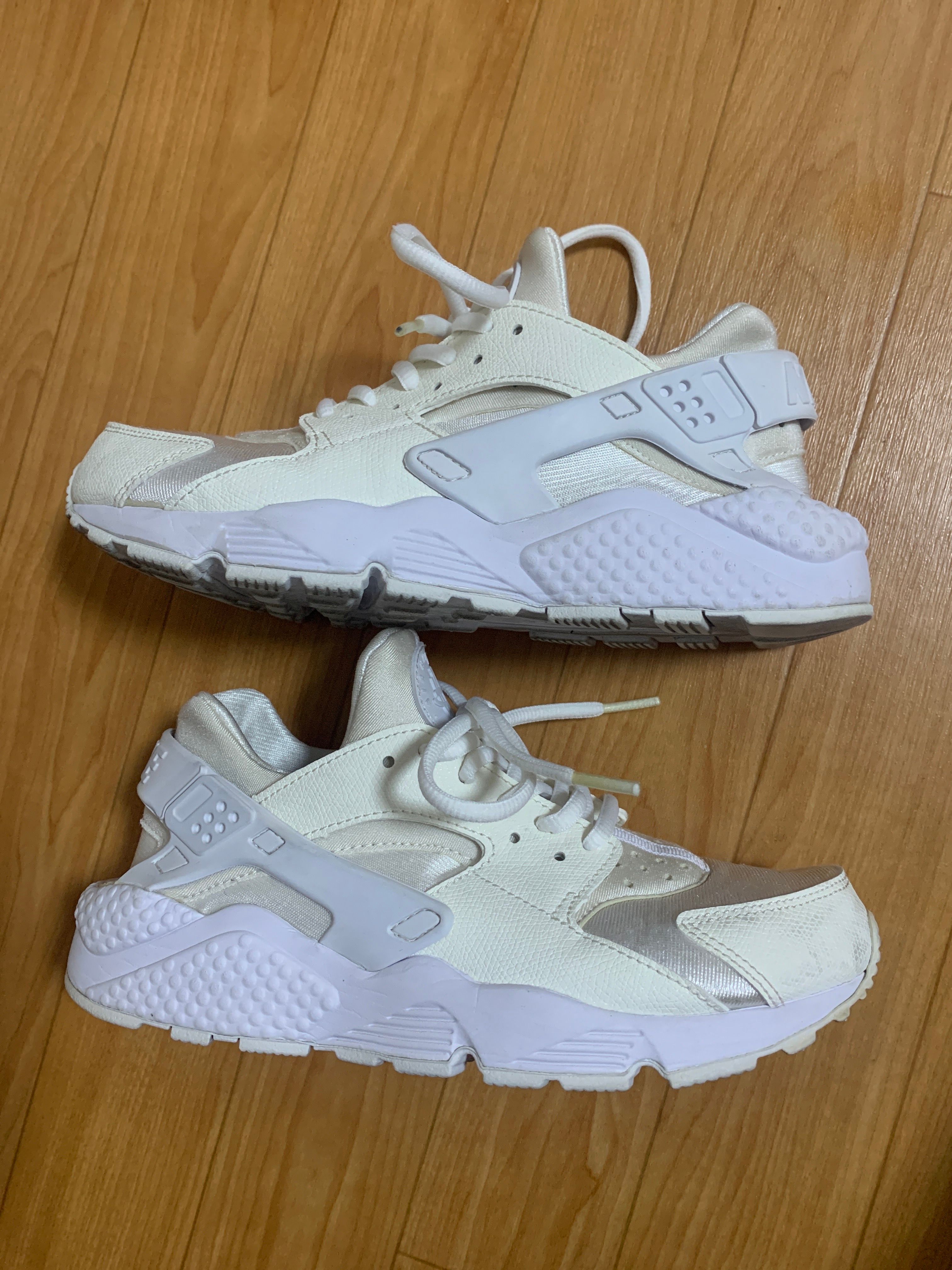 Nike Women's Air Huarache Run "White/White"