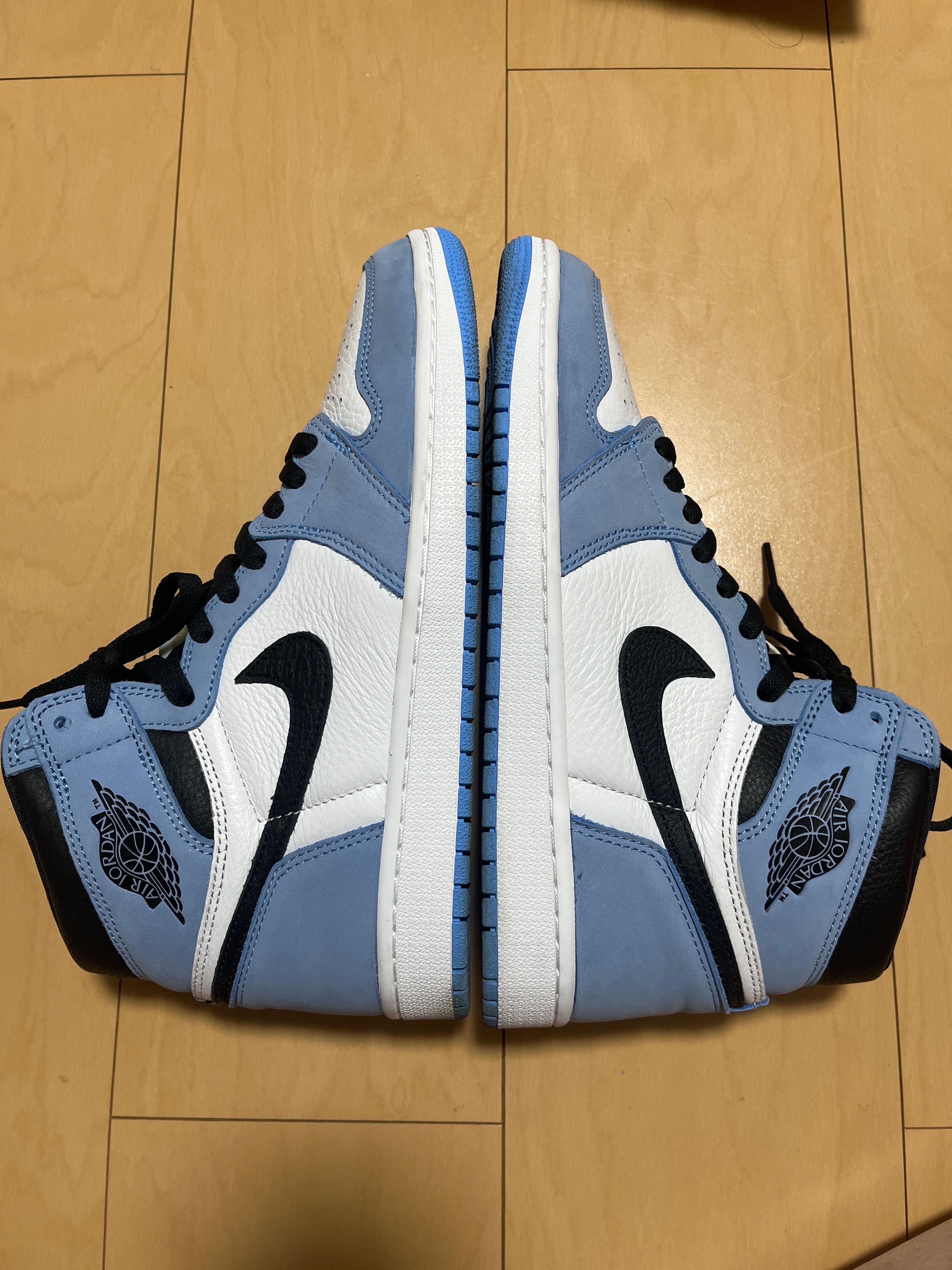 Nike Air Jordan 1 High OG "University Blue"