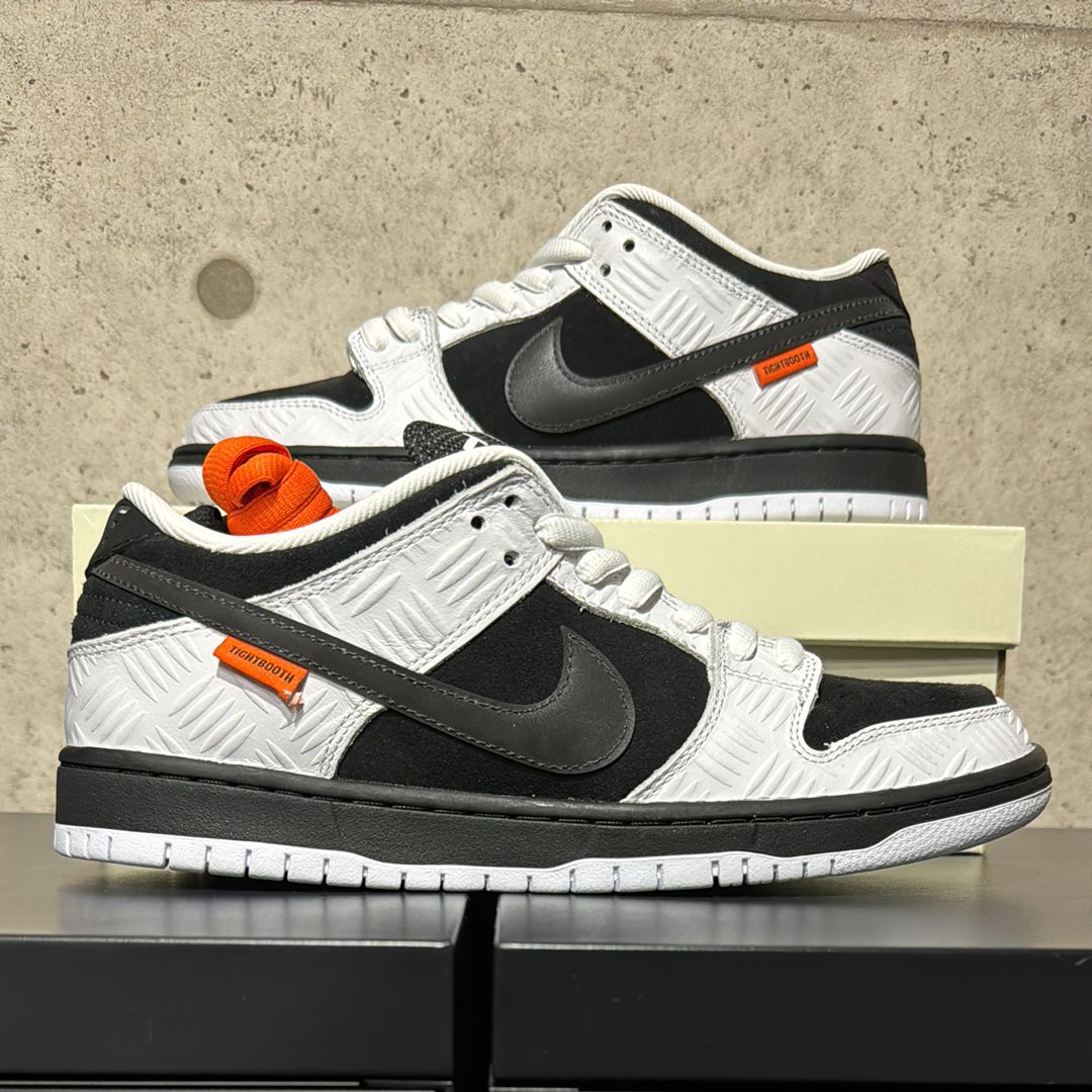 TIGHTBOOTH × Nike SB Dunk Low Pro QS "Black and White"