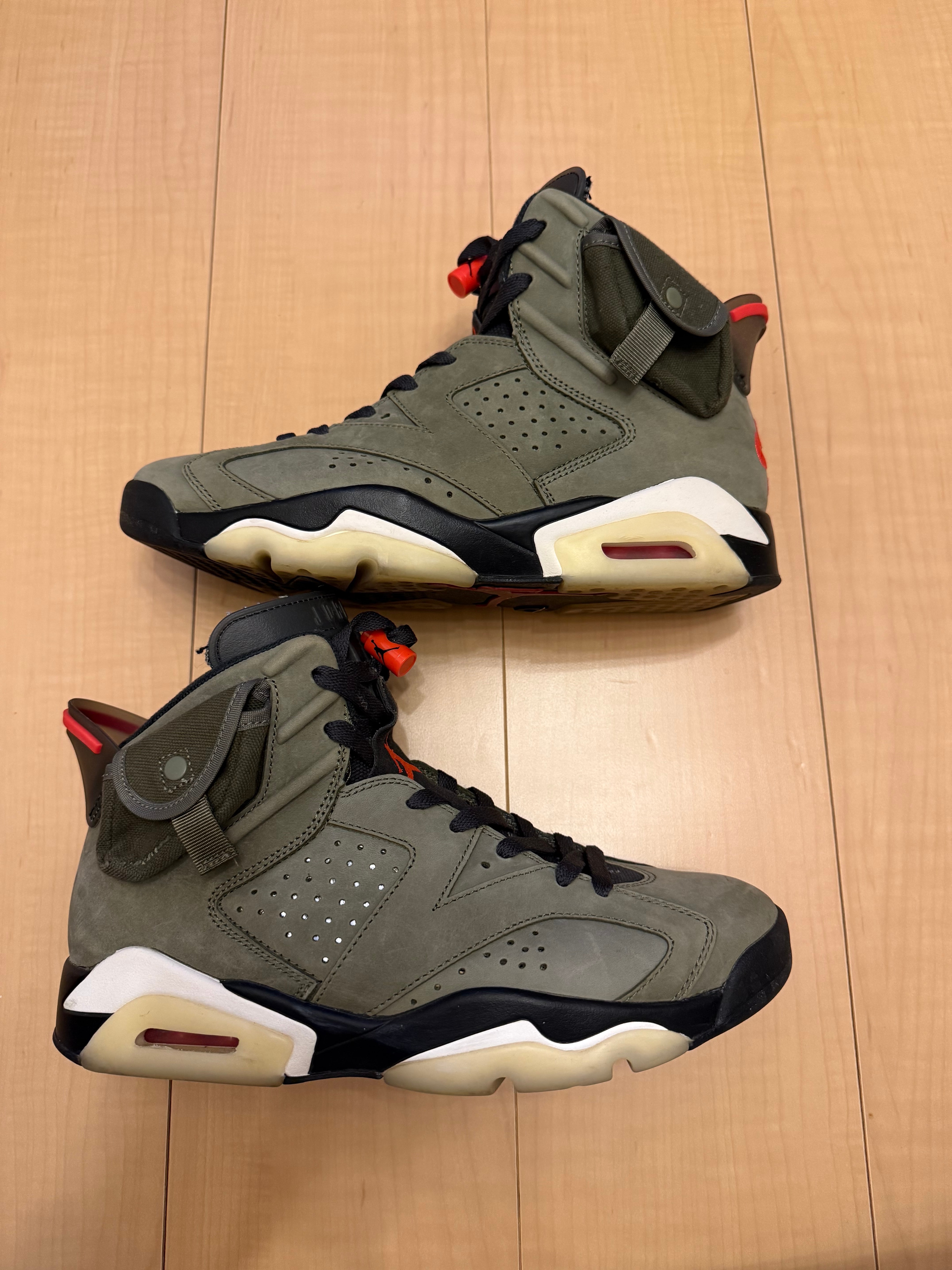 Travis Scott × Nike Air Jordan 6 Retro "Medium Olive"
