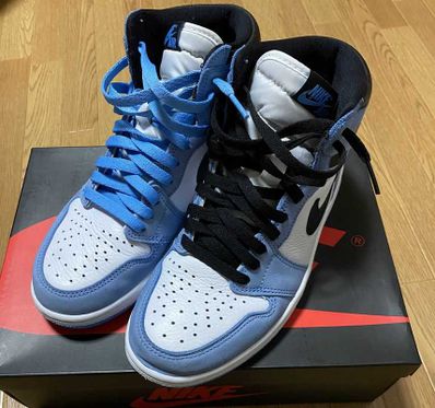 Nike Air Jordan 1 High OG "University Blue"