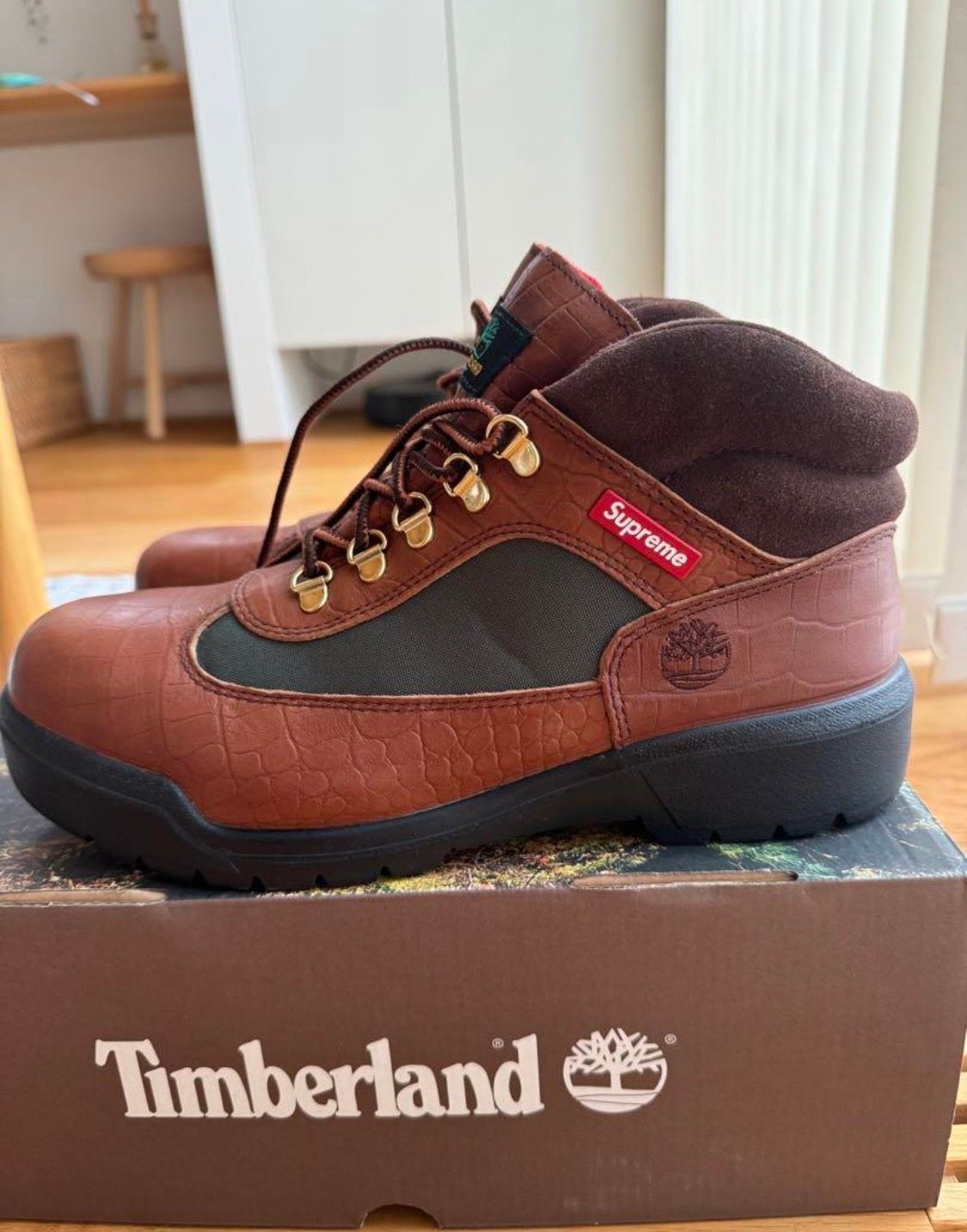 Supreme × Timberland Field Boot "Brown"