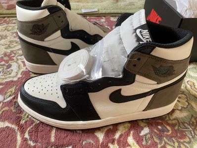 Nike Air Jordan 1 High OG "Sail/Dark Mocha/Black"
