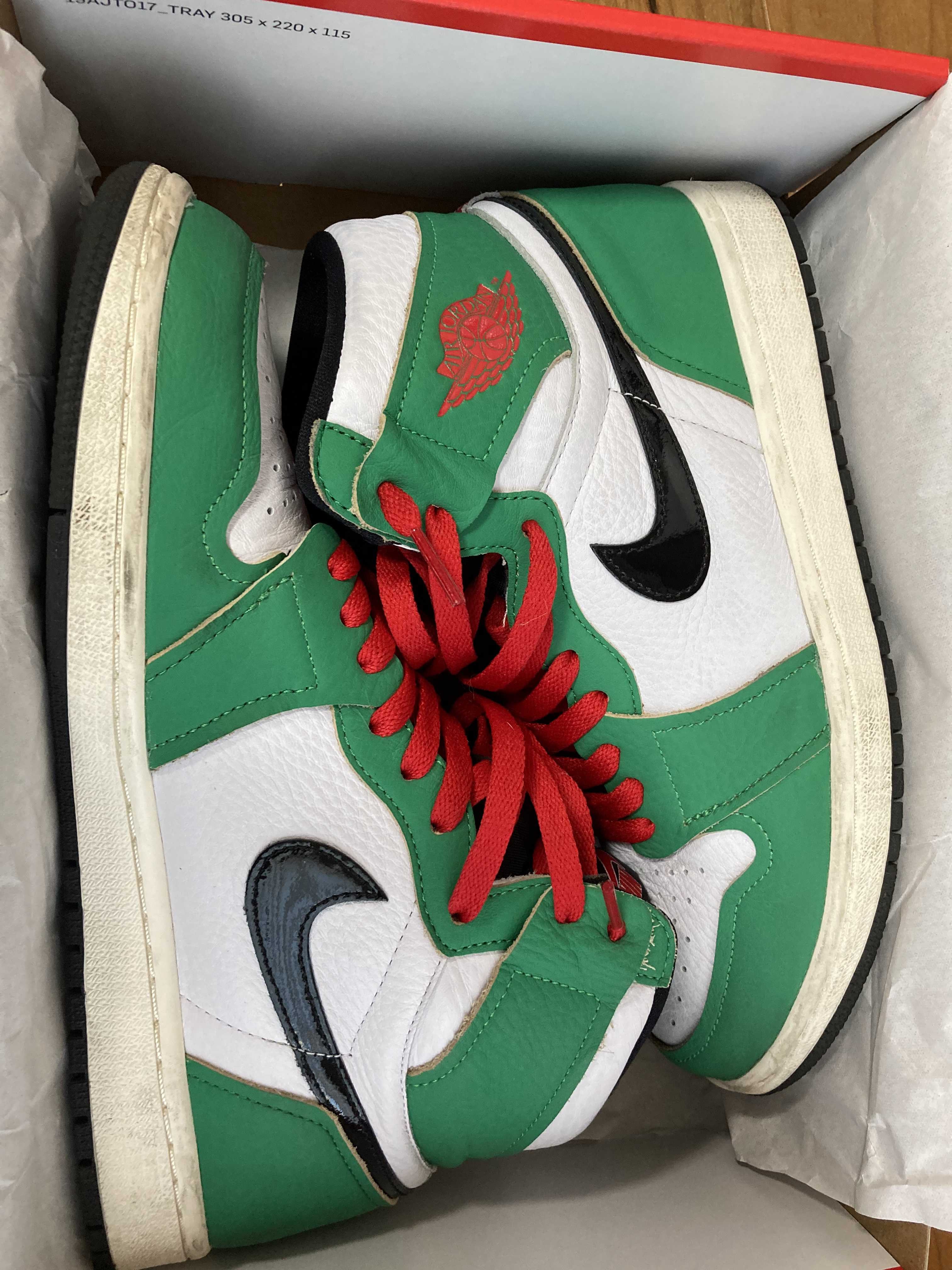 Nike Women's Air Jordan 1 High OG "Lucky Green/White-Sail-Black"   