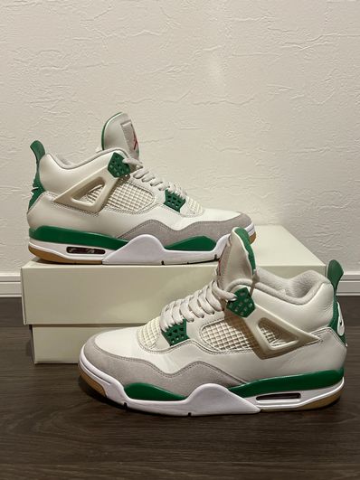 Nike SB × Air Jordan 4 Retro SP "Pine Green"