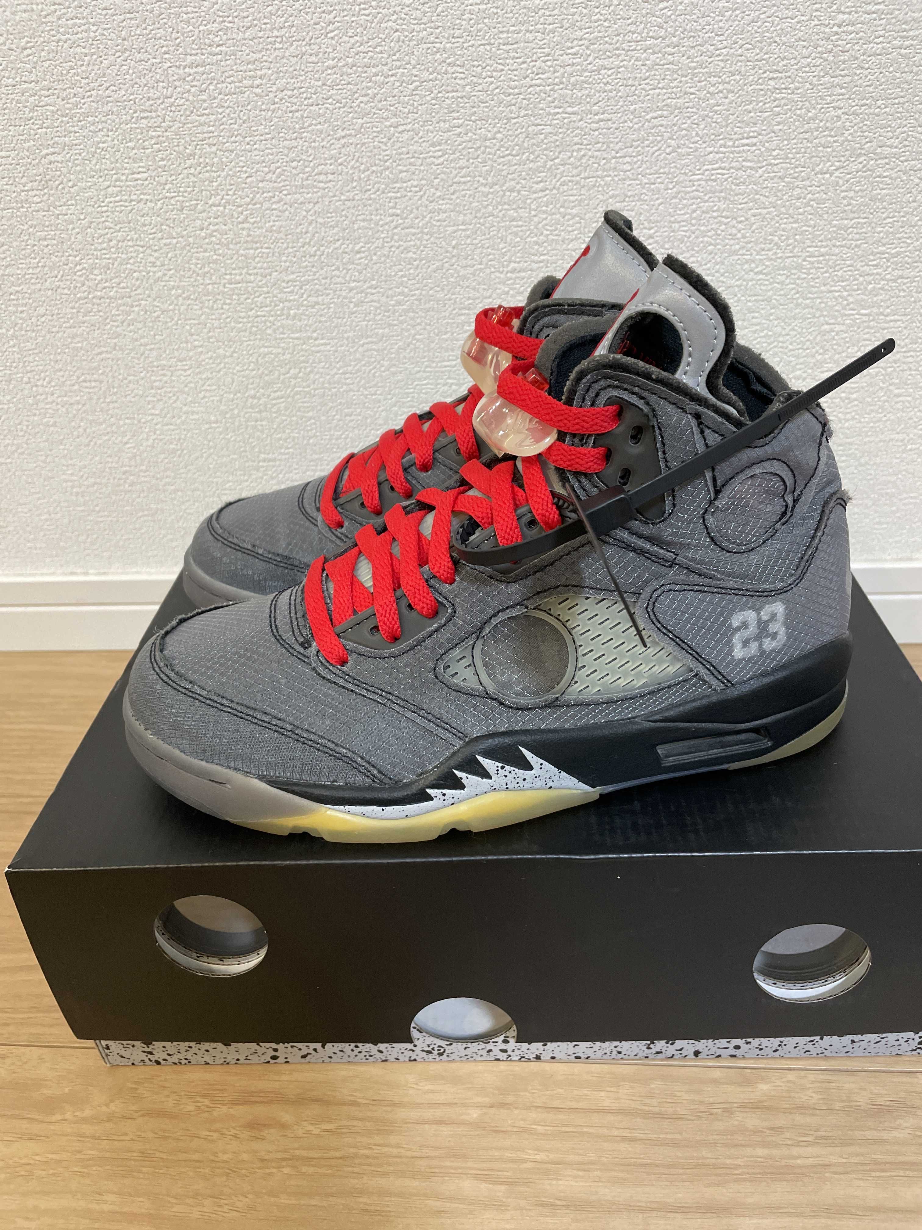 Off-White × Nike Air Jordan 5 "Black/Muslin/Fire Red"