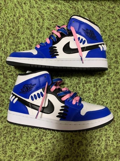 Nike Women's Air Jordan 1 Mid "Sister Hood"