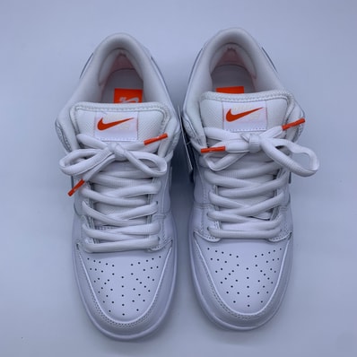Nike SB Dunk Low Pro ISO "Triple White"