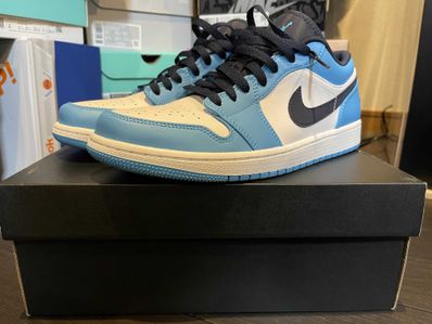 Nike Air Jordan 1 Low "University Blue"