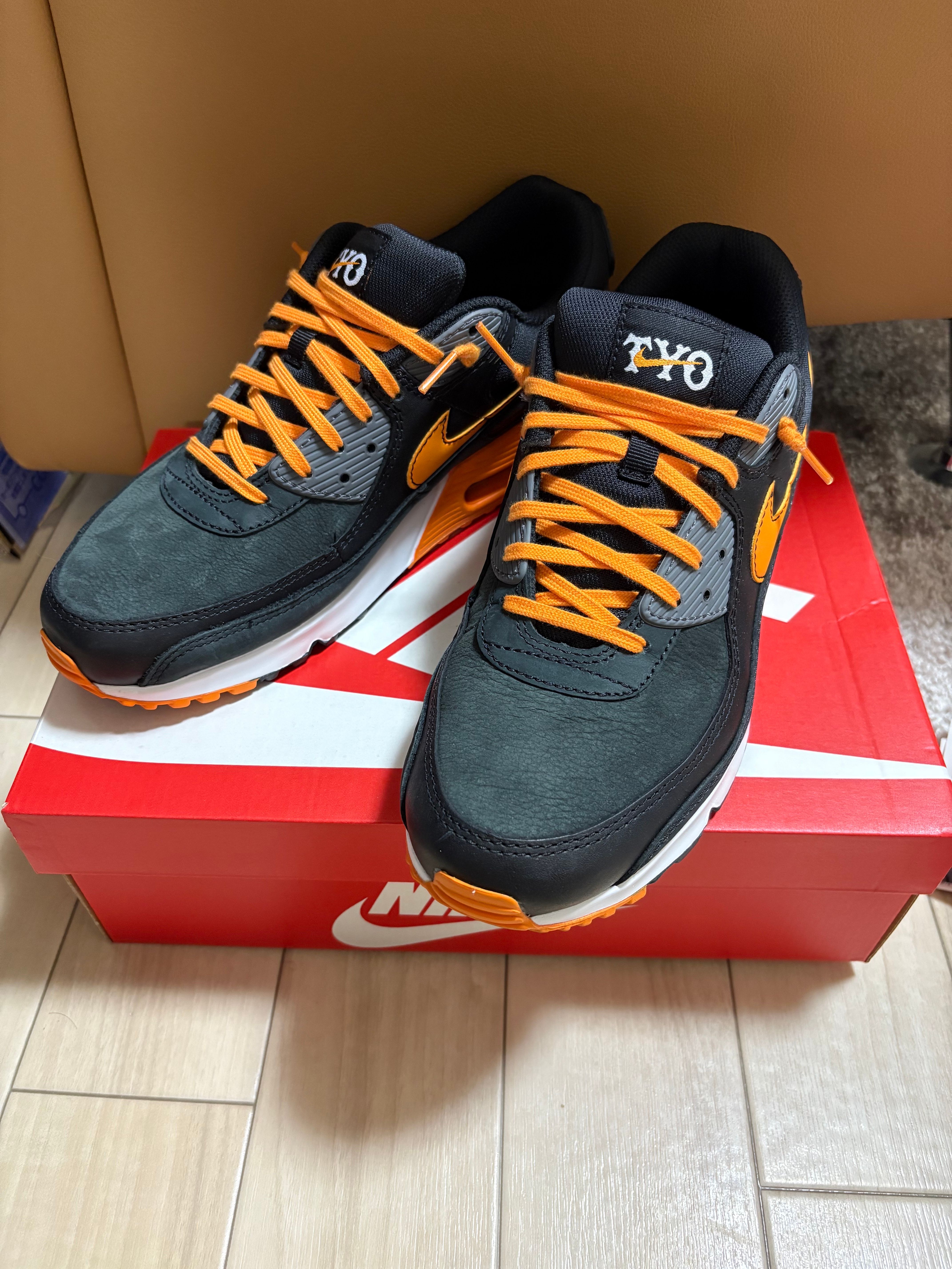 Nike Air Max 90 "Tokyo Giants"