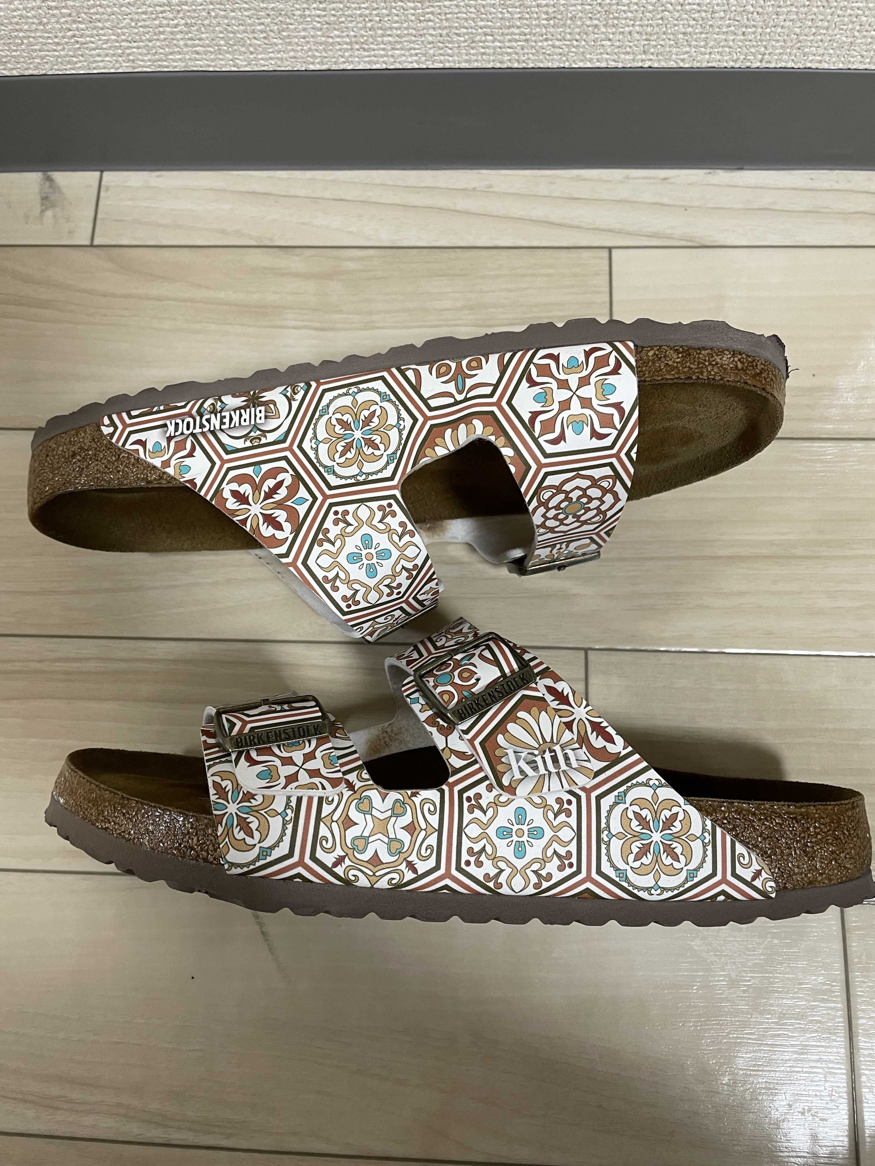 キス × ビルケンシュトック アリゾナ ビルコ フロル ソフト フットベッド "コッパーメダリオン"