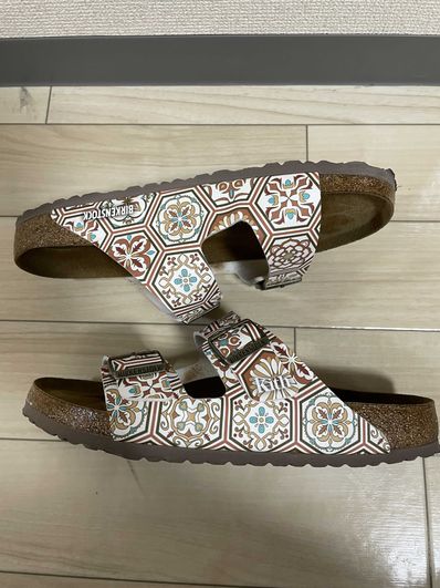 KITH × BIRKENSTOCK Arizona Birko Flor Soft Footbed "Copper Medallion"