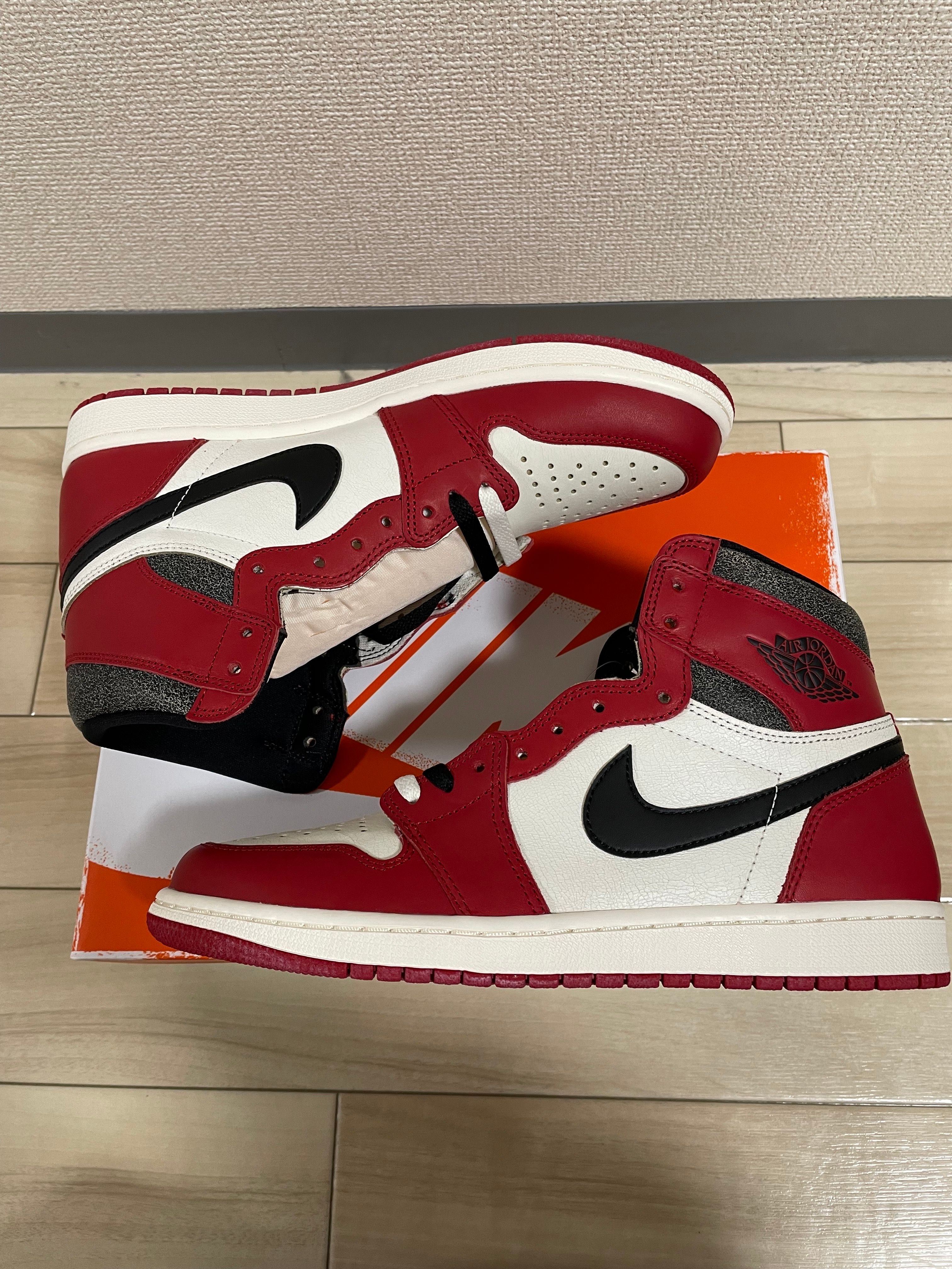 Nike Air Jordan 1 High OG "Lost & Found/Chicago"