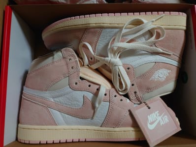 Nike Women's Air Jordan 1 Retro High OG "Washed Pink"