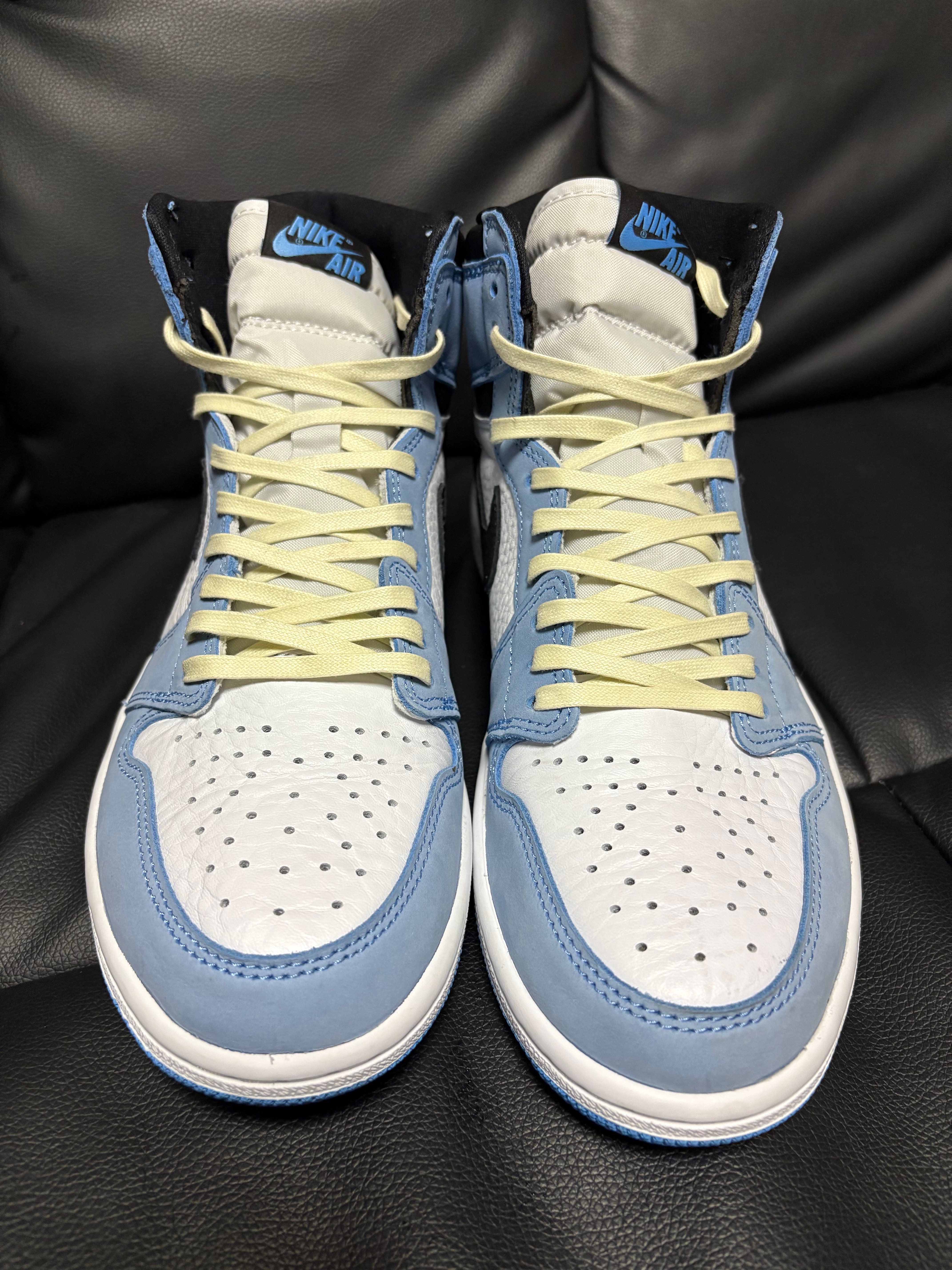 Nike Air Jordan 1 High OG "University Blue"
