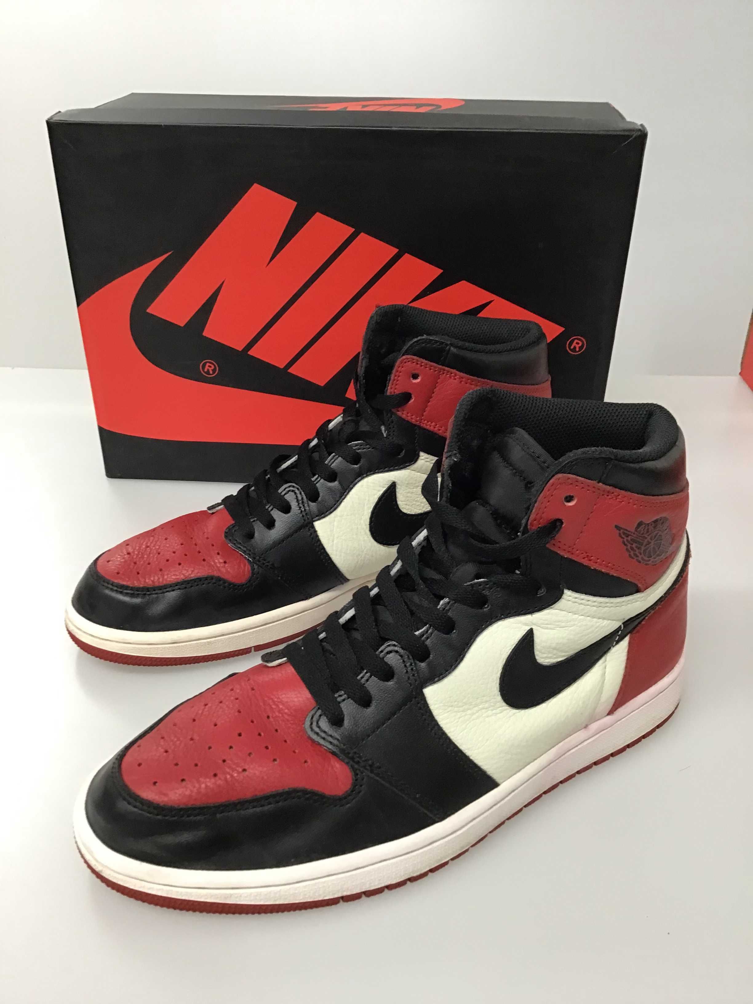 Nike Air Jordan 1 Retro High OG "Bred Toe"
