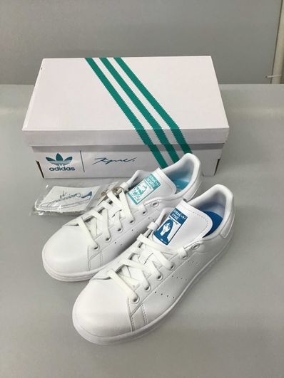 KYNE × adidas Stan Smith "White/Blue"