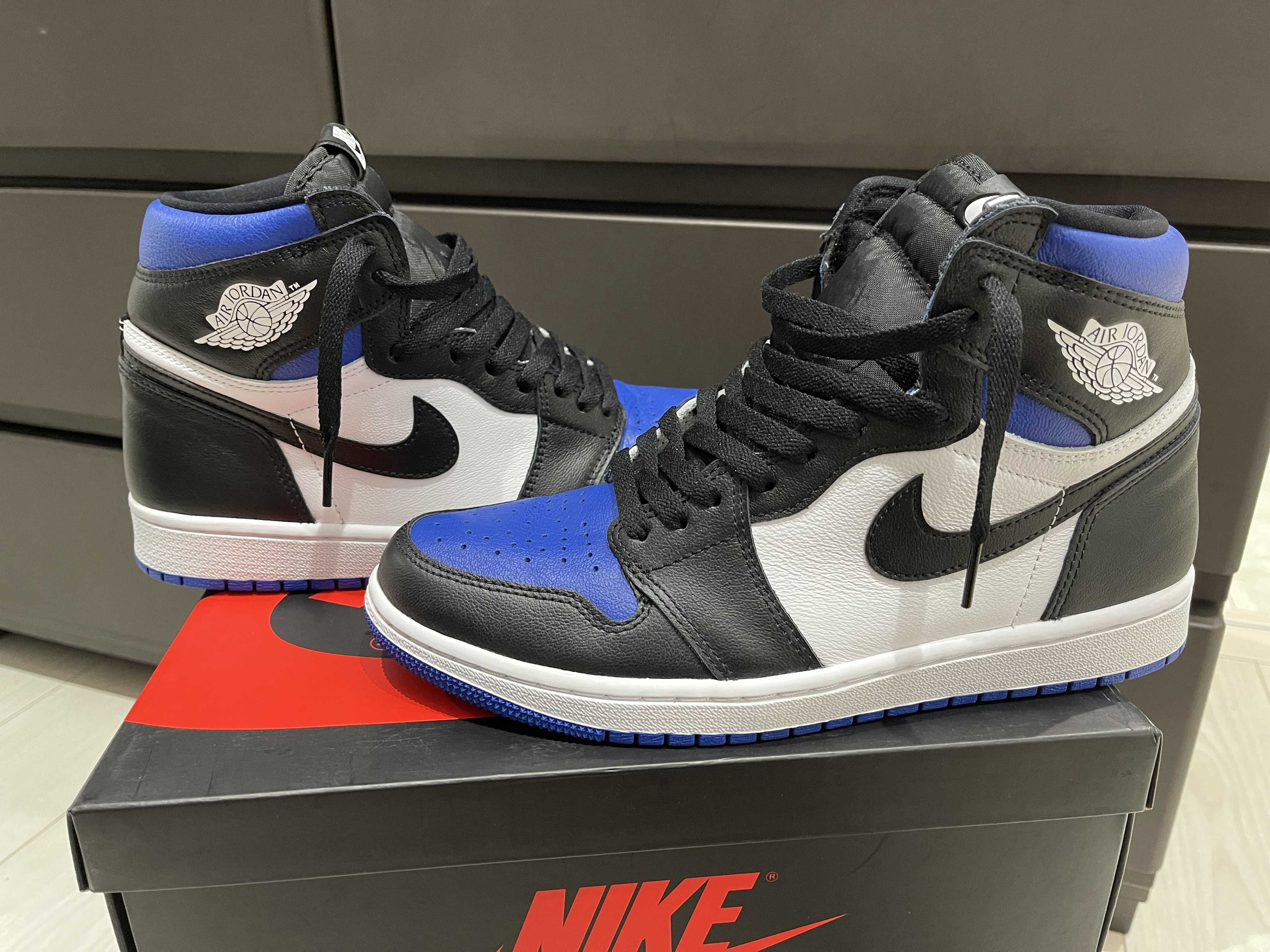 Nike Air Jordan 1 Retro High OG "Royal Toe"(2020)