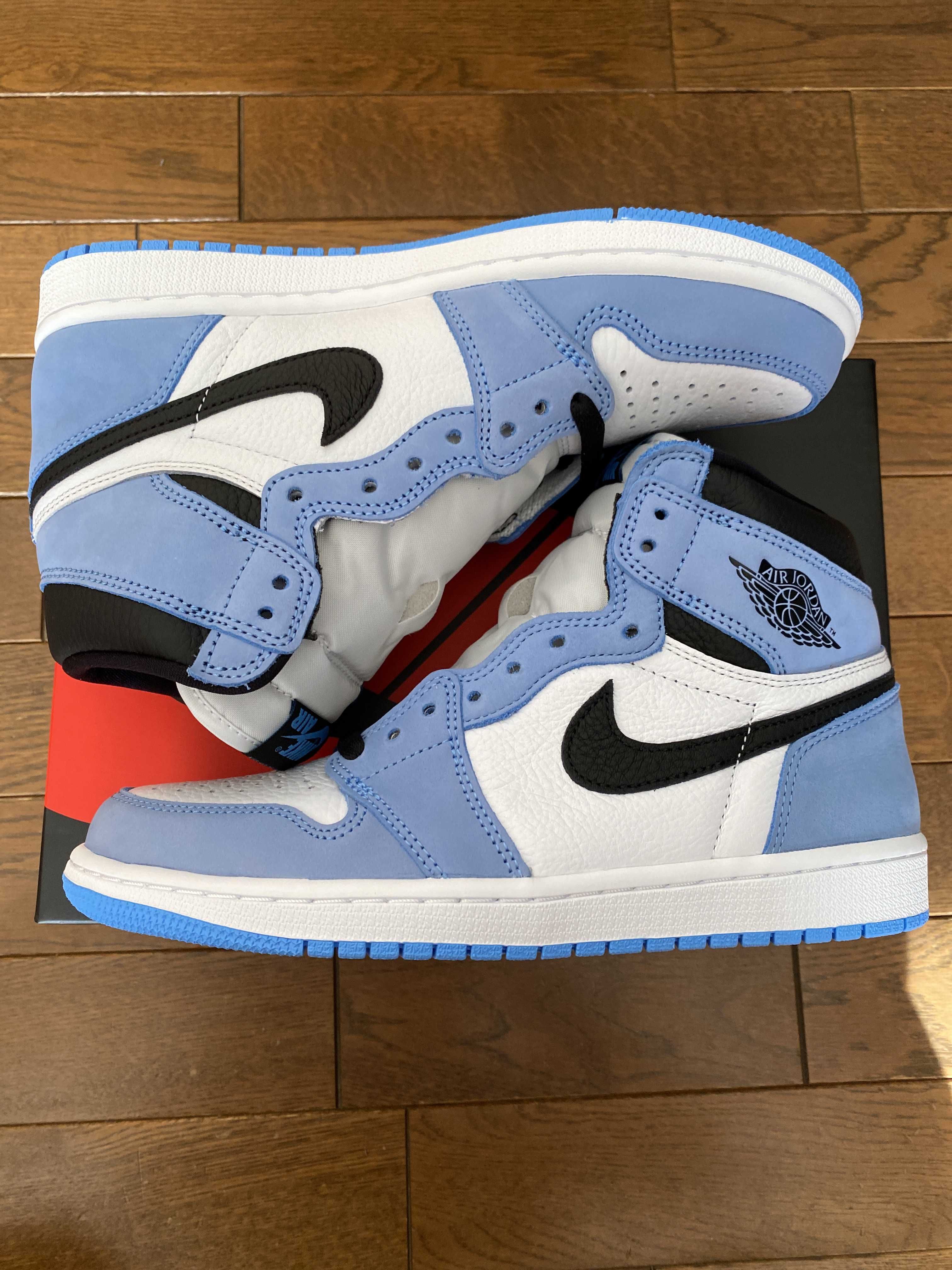 Nike Air Jordan 1 High OG "University Blue"