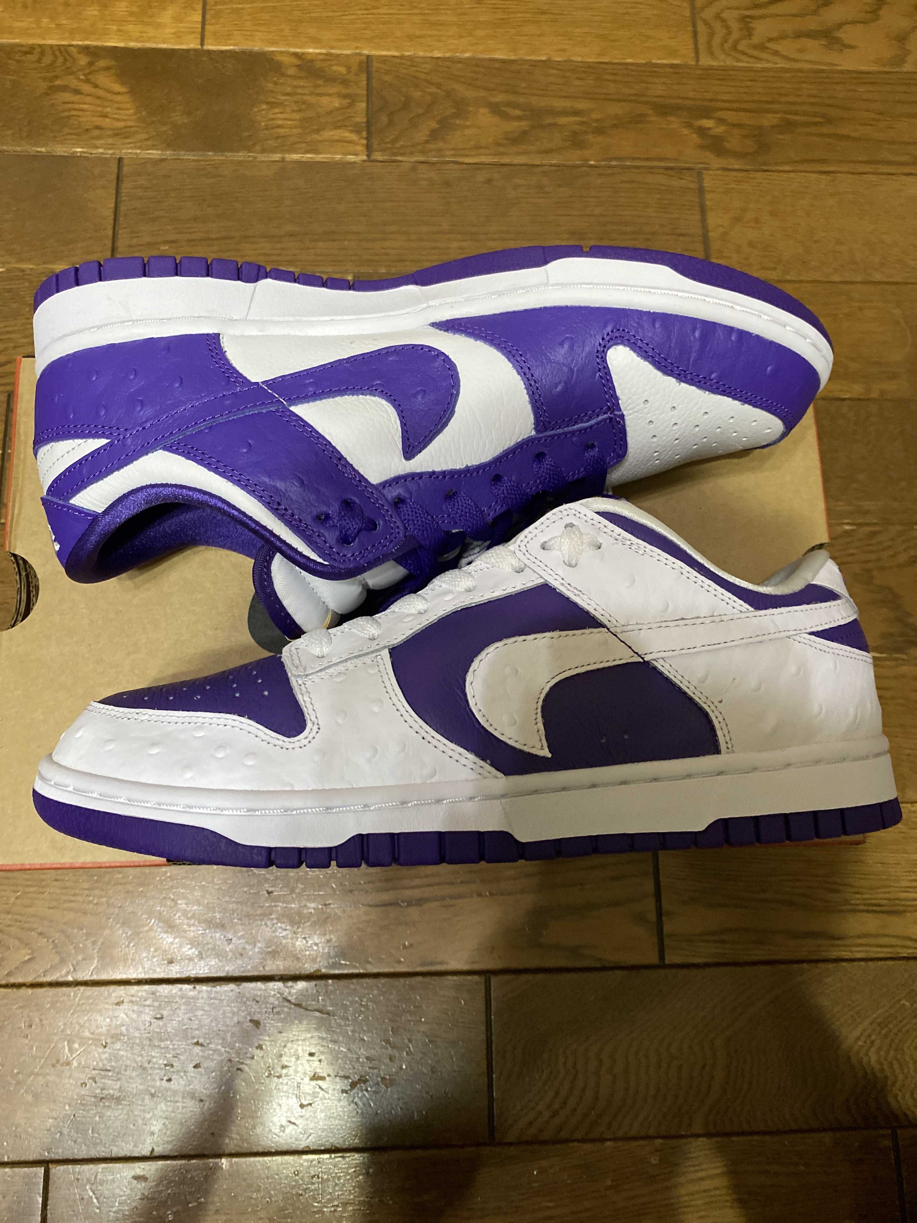 Nike Women's Dunk Low "Made You Look"