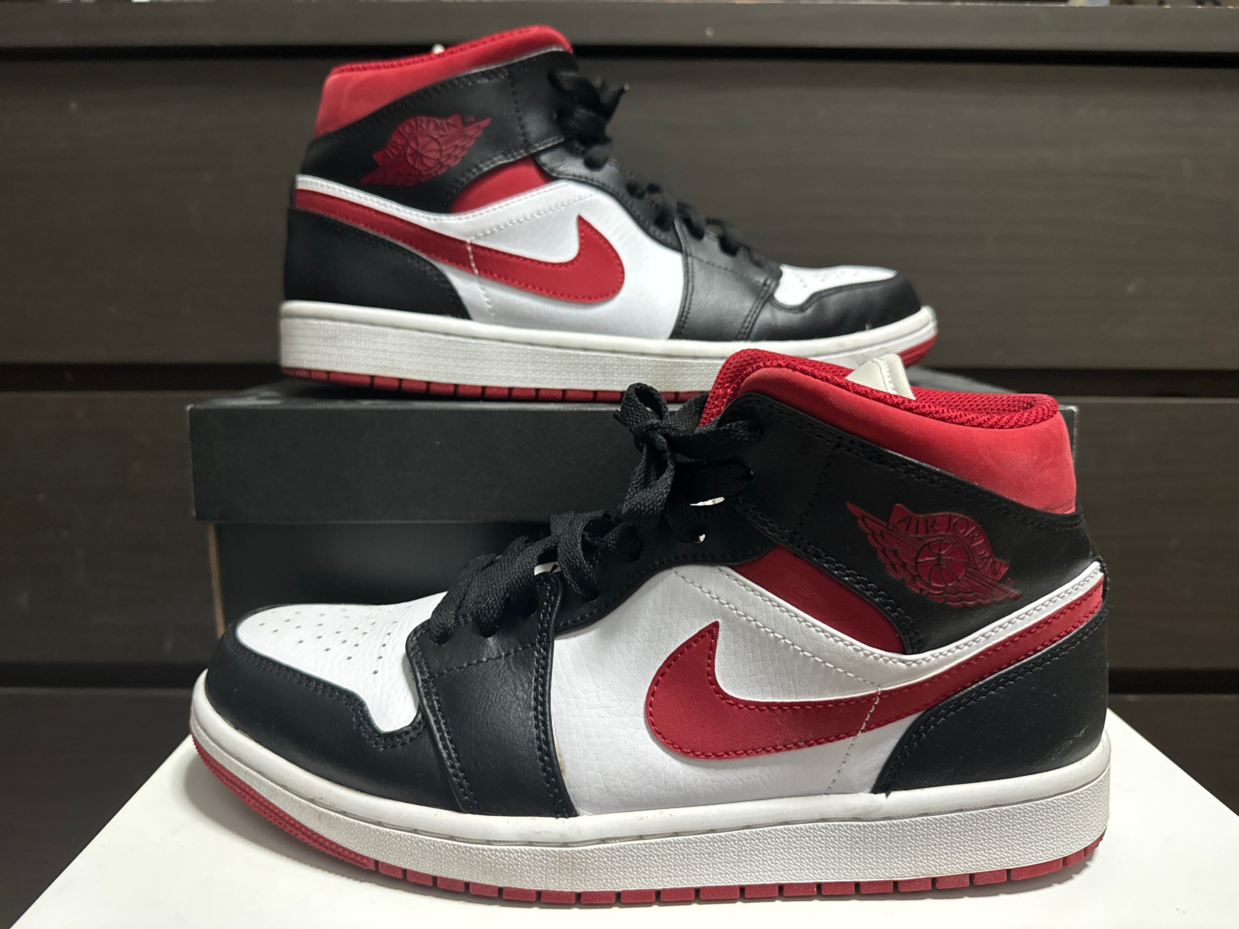 Nike Air Jordan 1 Mid "White/Gym Red Black"