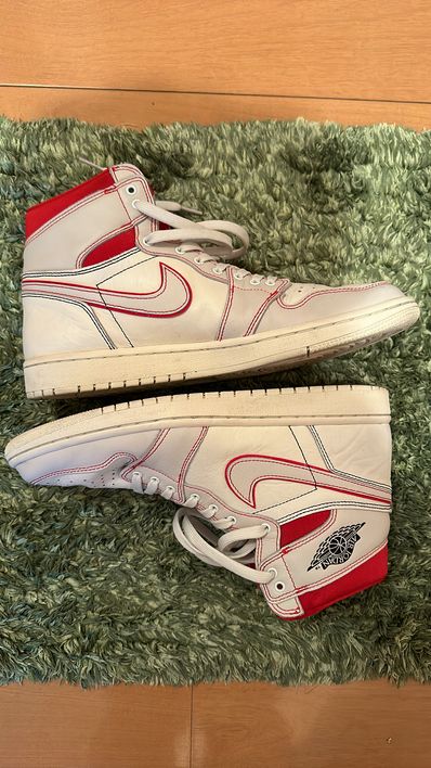 Nike Air Jordan 1 Retro High OG "Sail/University Red"