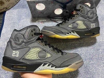 Off-White × Nike Air Jordan 5 "Black/Muslin/Fire Red"