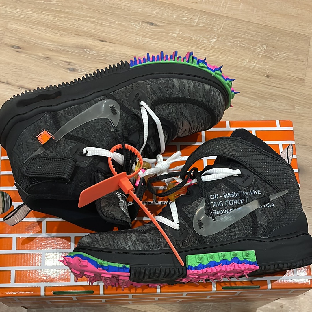 Off-White × Nike Air Force 1 Mid "Black"