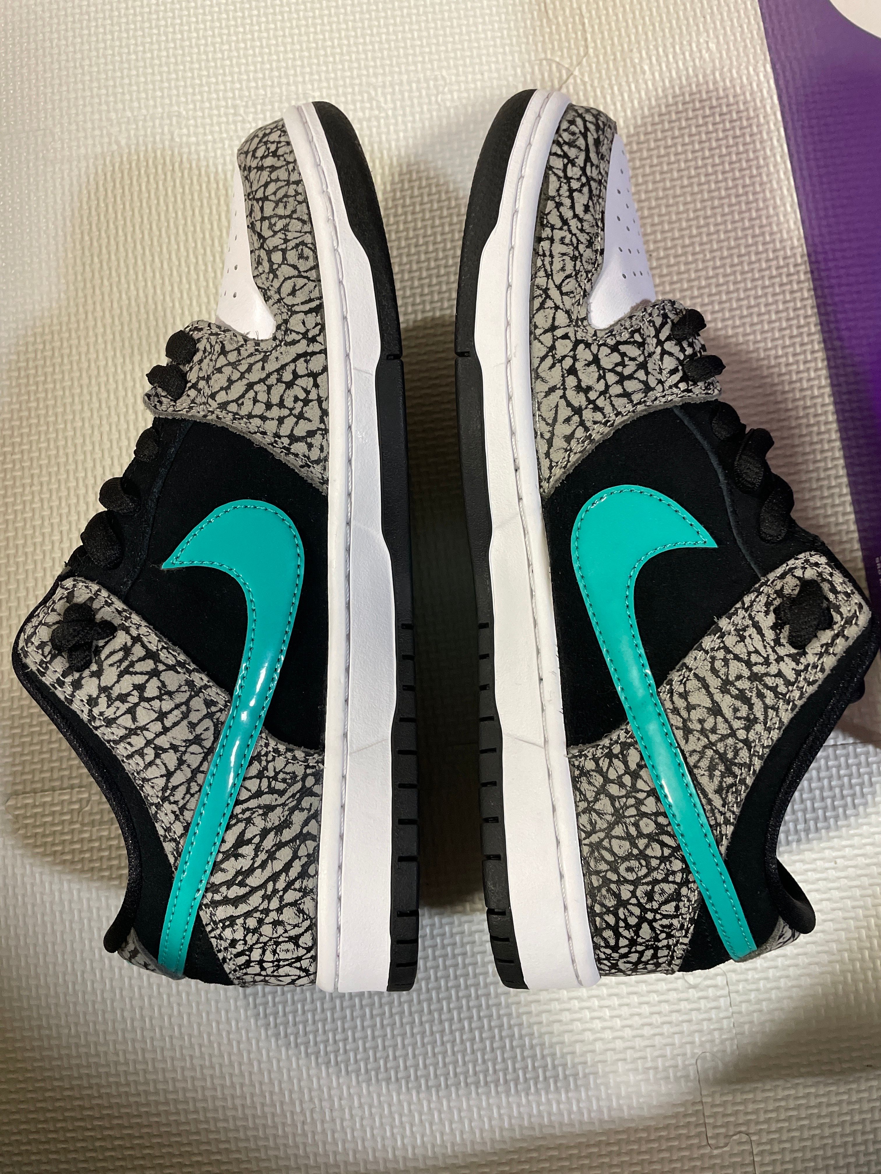 Nike SB Dunk Low "Elephant/Safari"