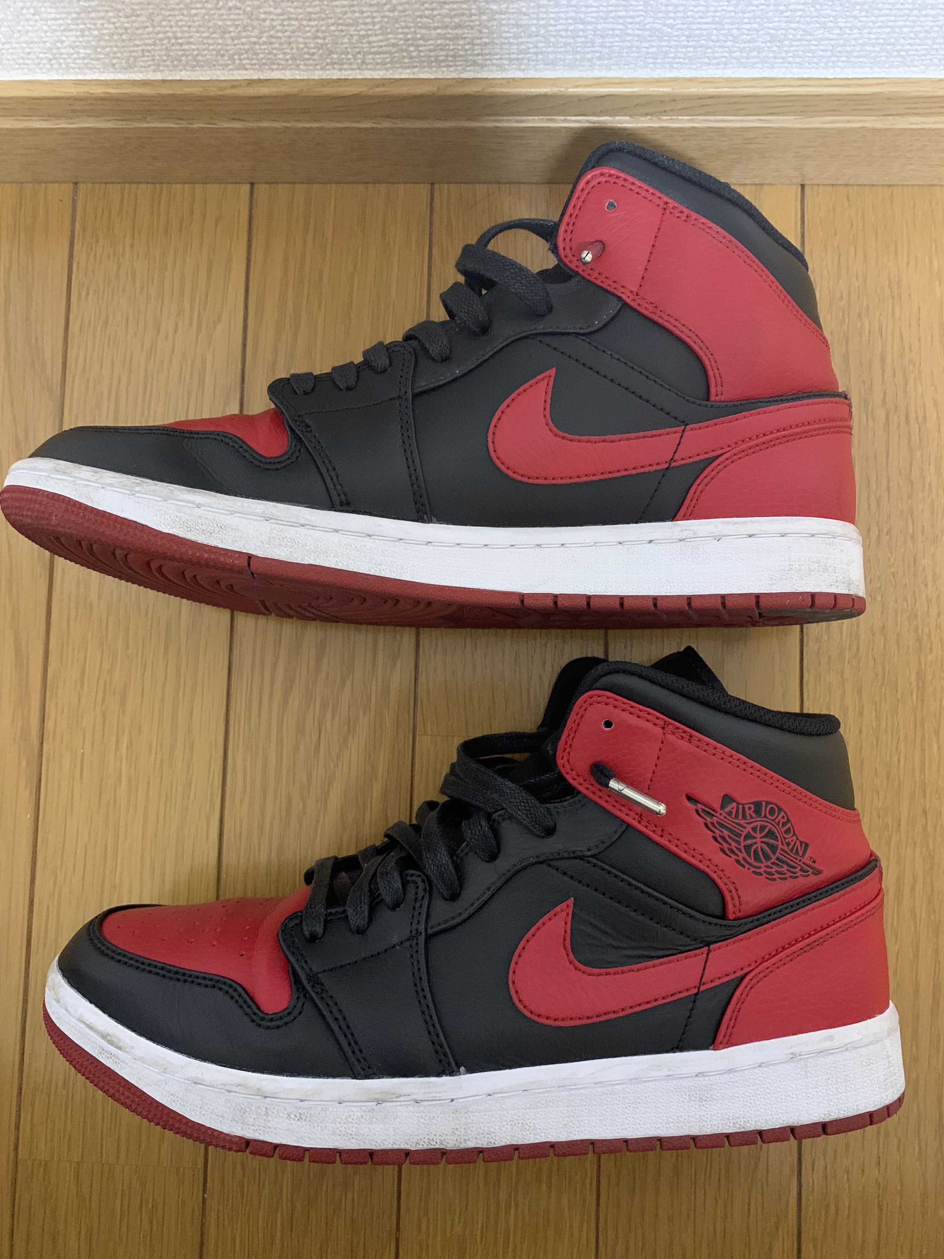 Nike Air Jordan 1 Mid "Bred"