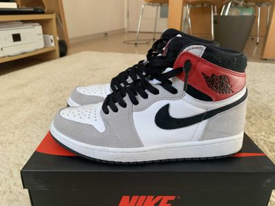 Nike Air Jordan 1 High OG "White/Black/Light Smoke Grey"