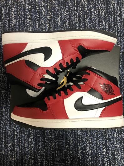 Nike Air Jordan 1 Mid "Chicago Black Toe"