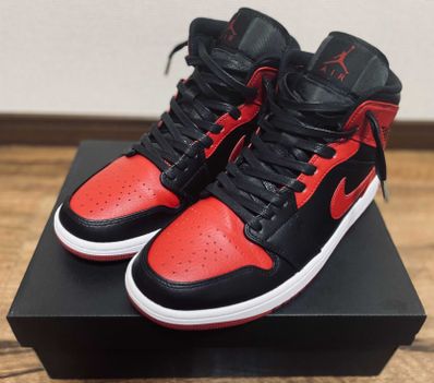 Nike Air Jordan 1 Mid "Bred"