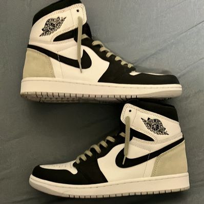 Nike Air Jordan 1 High OG "Bleached Coral"