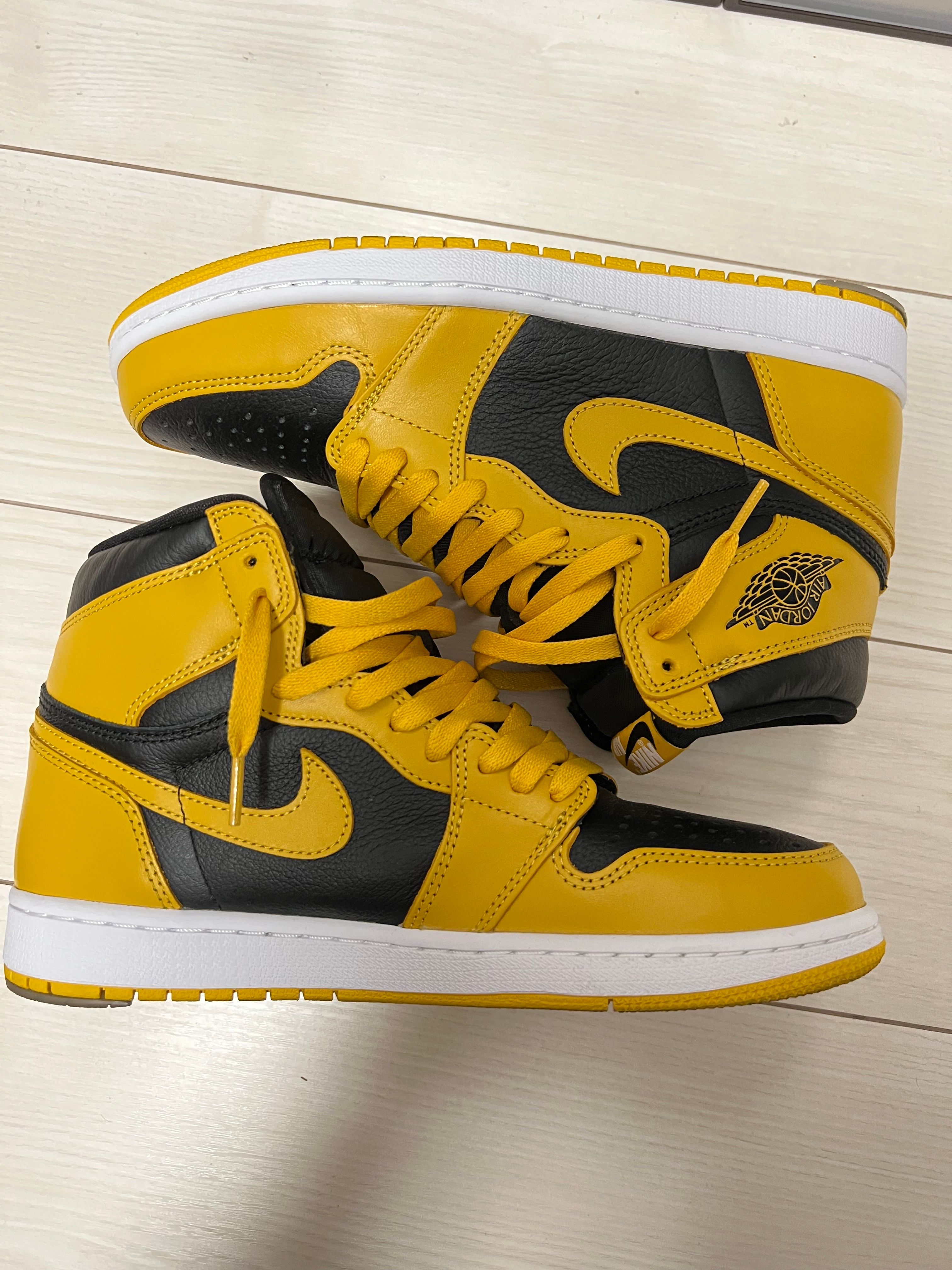 Nike Air Jordan 1 High OG "Pollen" 