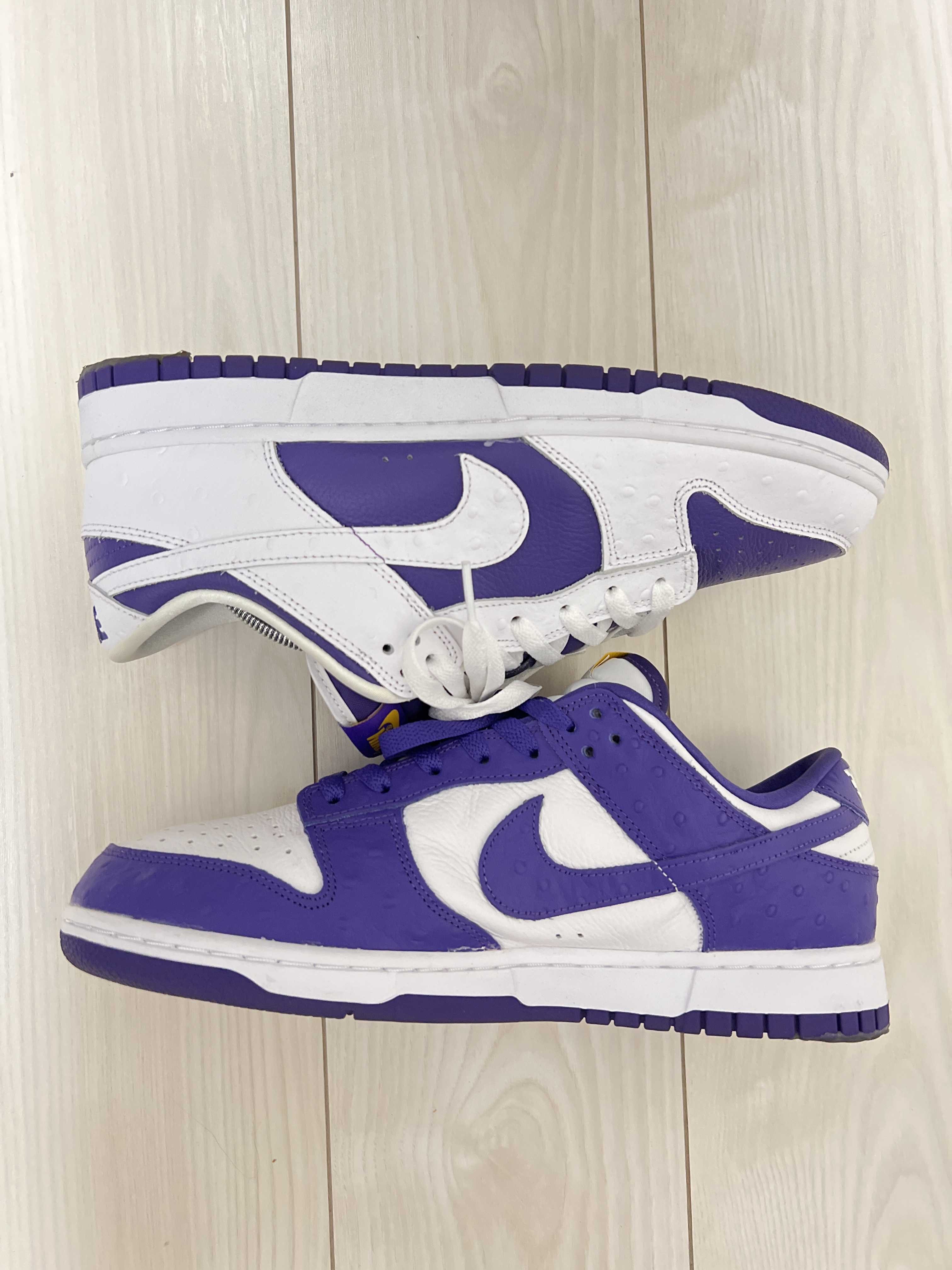 Nike Women's Dunk Low "Made You Look"