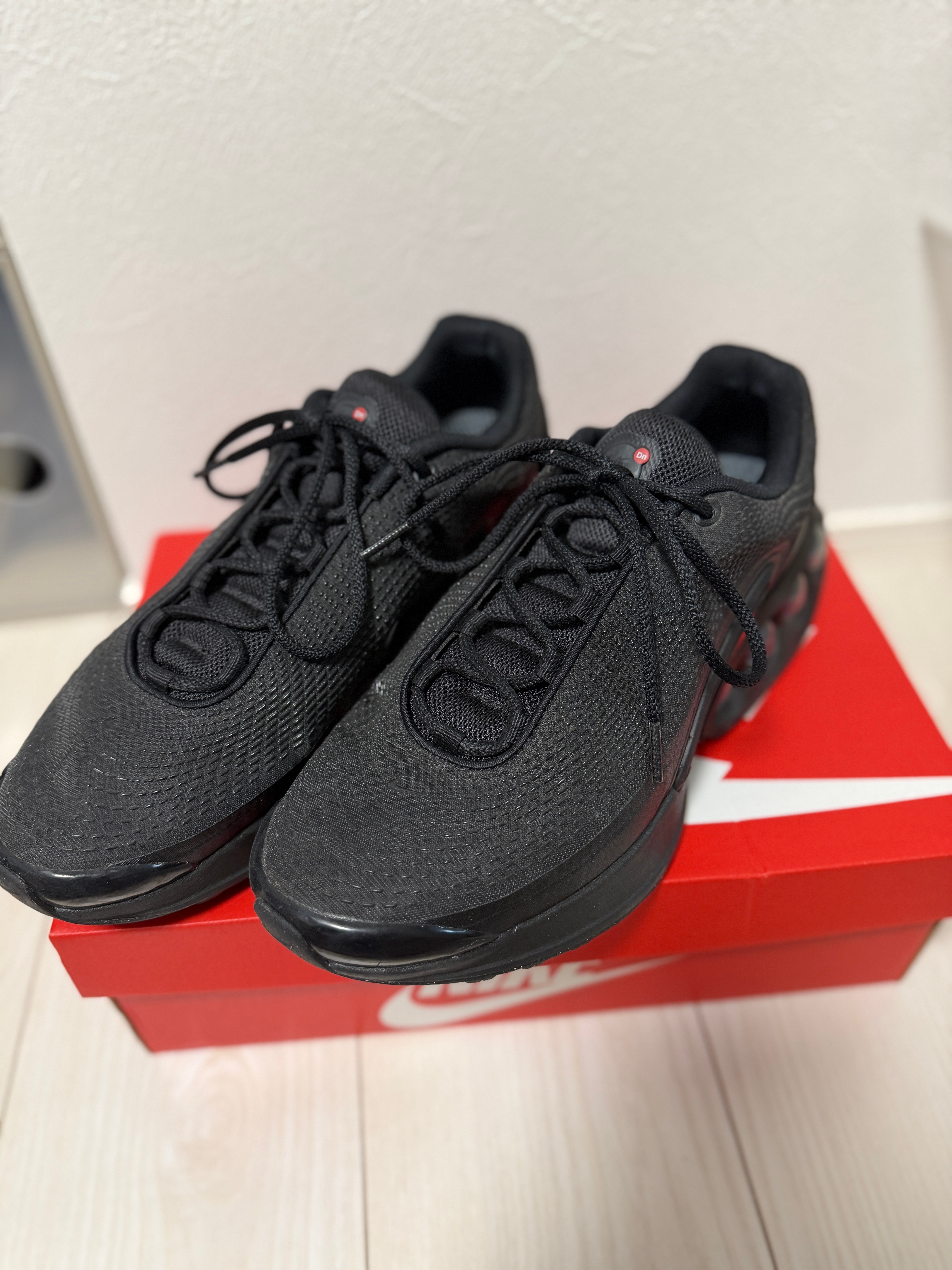 Nike Air Max DN "Black/Metallic Dark Grey"