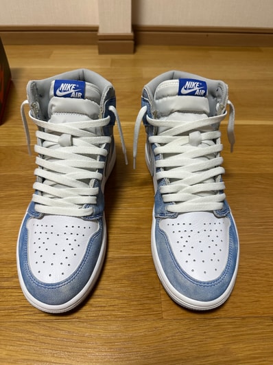 Nike Air Jordan 1 High OG "Hyper Royal"