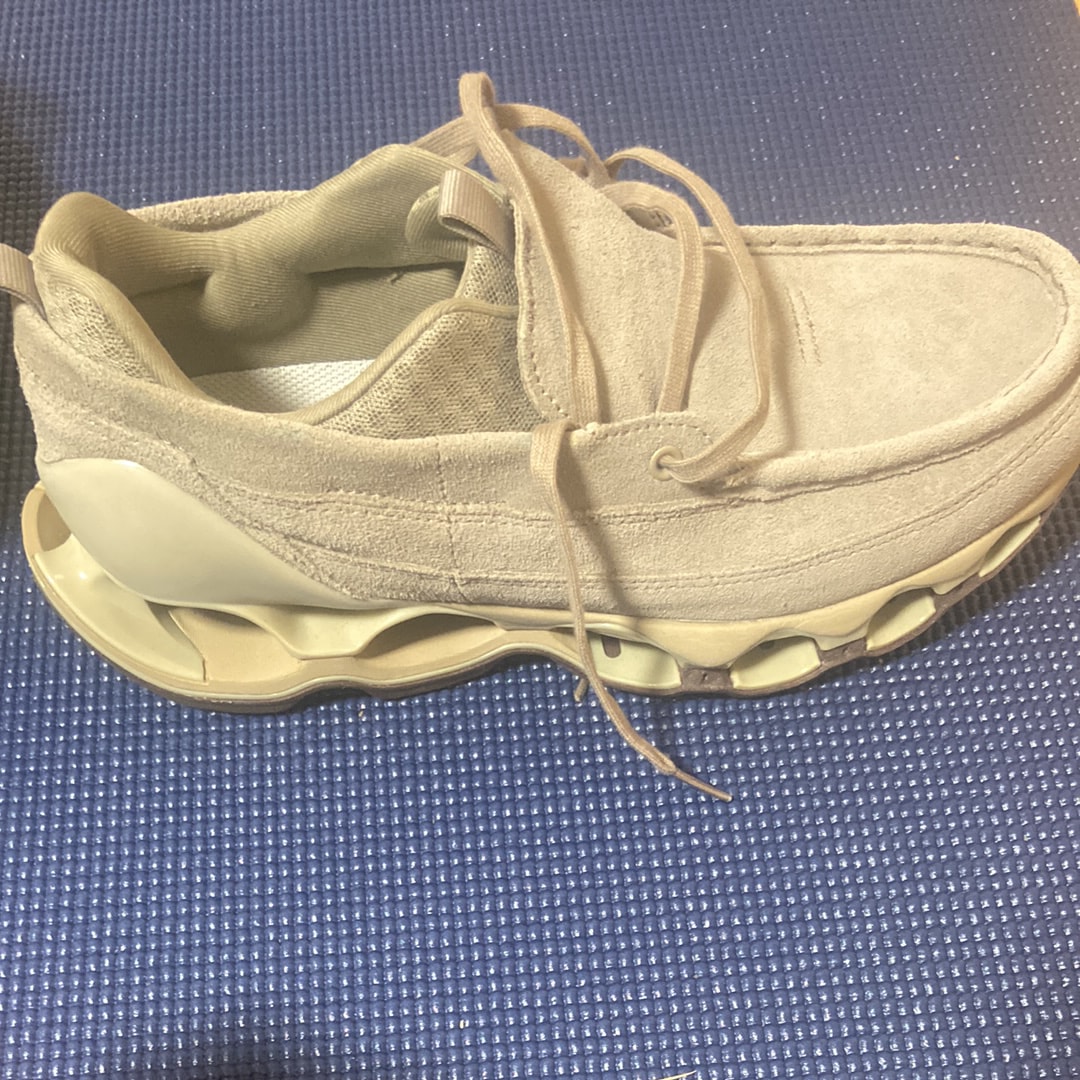 Mizuno Wave Prophecy Moc Suede "Taupe"