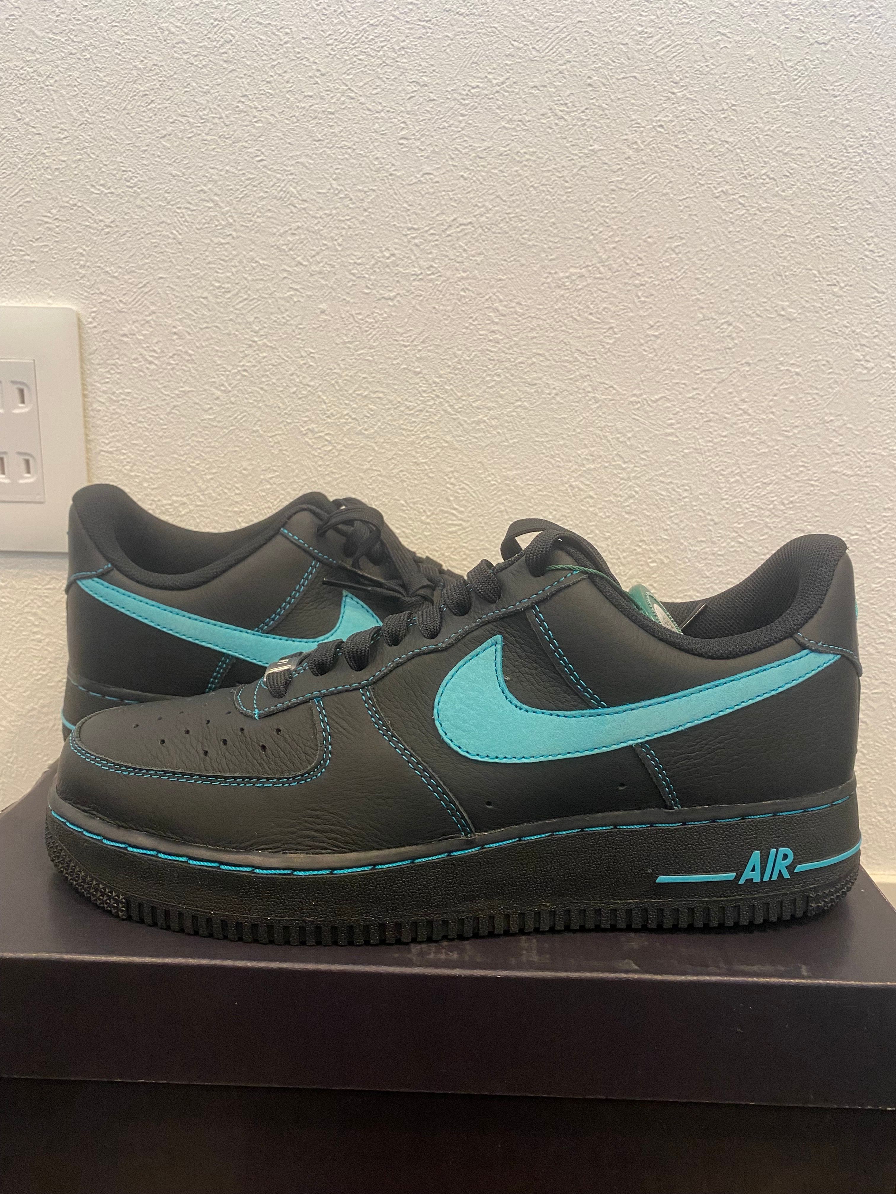 Nike Air Force 1 Low "Black Tiffany"