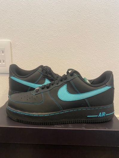 Nike Air Force 1 Low "Black Tiffany"