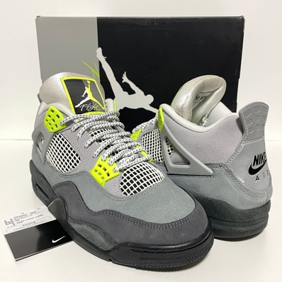 Nike Air Jordan 4 Retro LE "Neon"