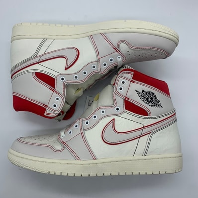 Nike Air Jordan 1 Retro High OG "Sail/University Red"
