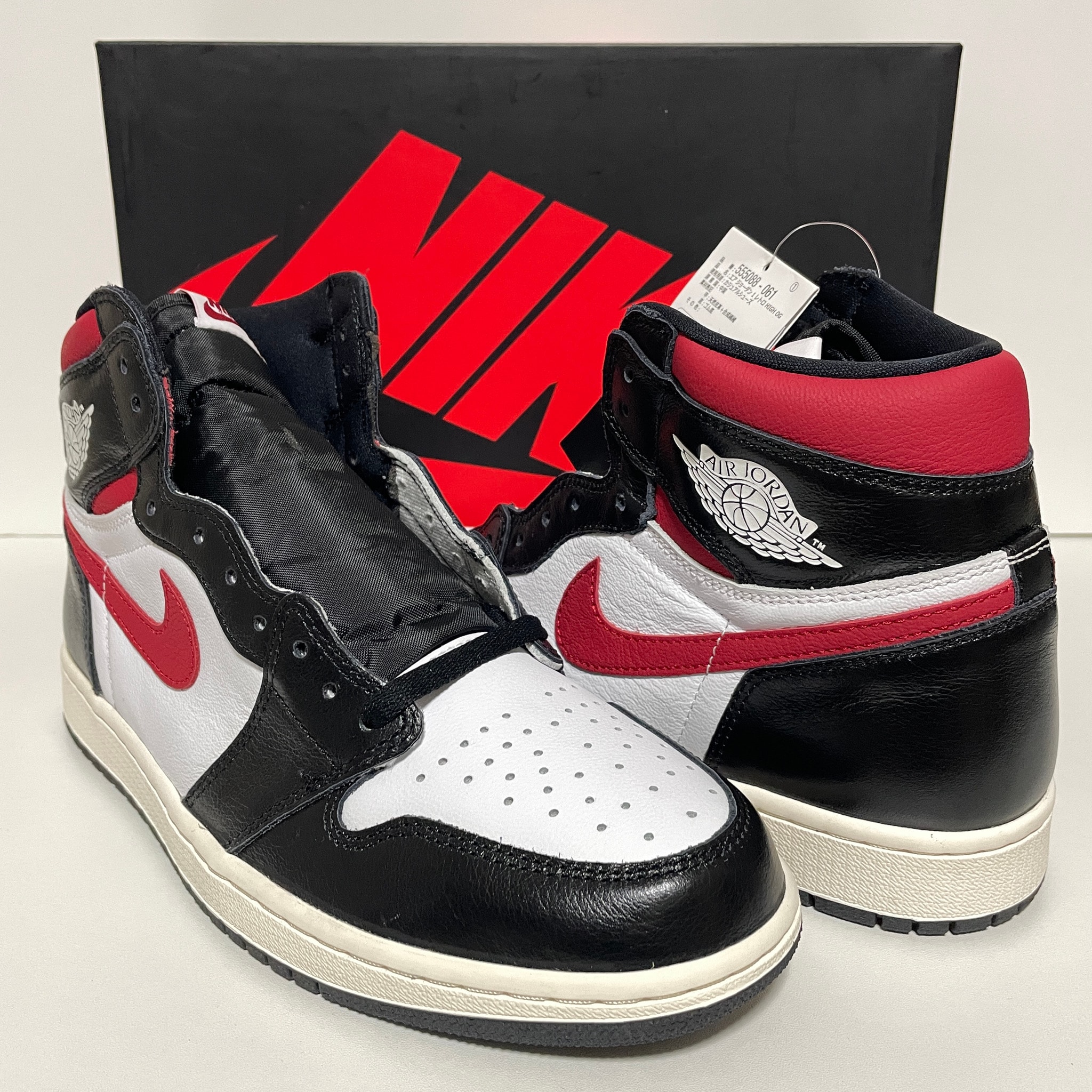 Nike Air Jordan 1 Retro High "Black/White/Sail/Gym Red"